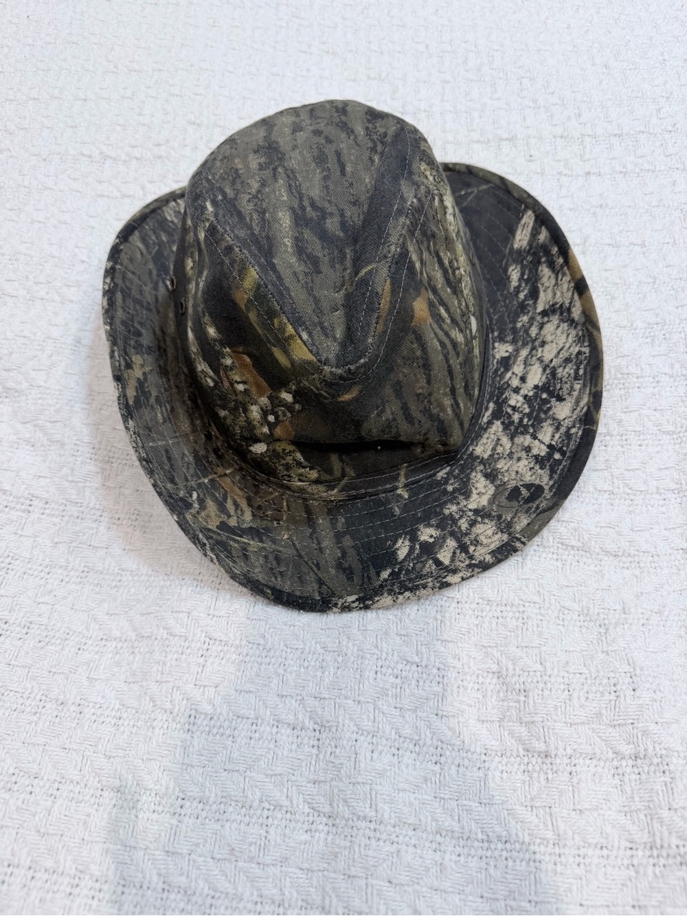Men's Camouflage Outdoor Hat - Black/Brown